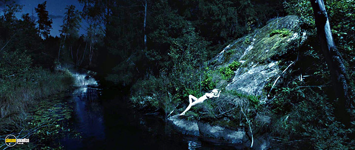 A still #17 from Melancholia (2011)
