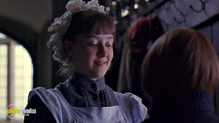 A still #5 from The Secret Garden (1993)