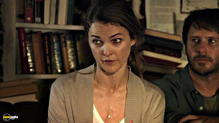 A still #18 from Dark Skies (2013) With Keri Russell And Josh Hamilton