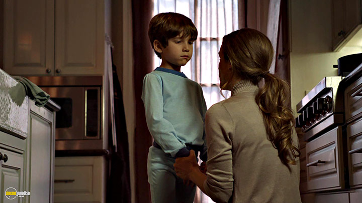 A still #16 from Dark Skies (2013) With Kadan Rockett