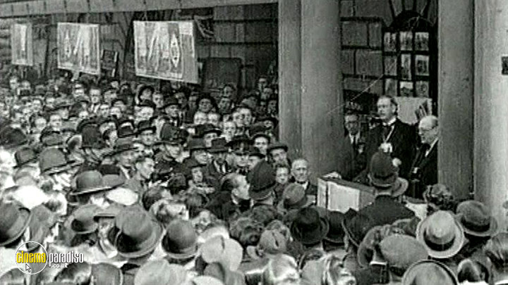 A still #2 from The Blitz Years: 1939 to 1941 (2004)