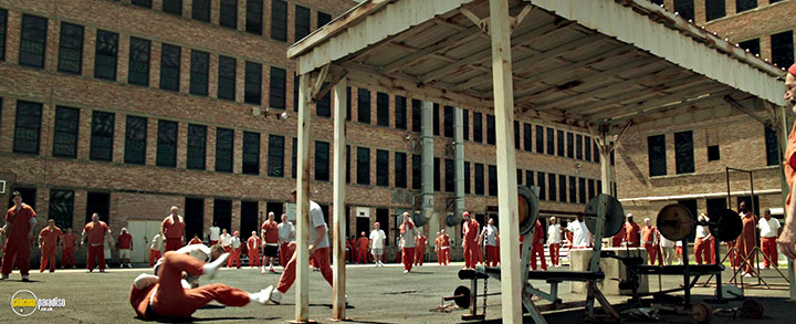A still #6 from Escape Plan (2013)