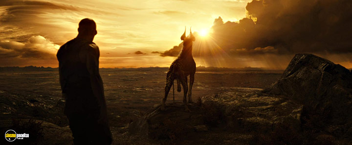 A still #17 from Riddick (2013)