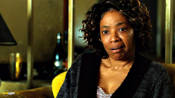 A still #13 from The Blind Side (2009) With Adriane Lenox