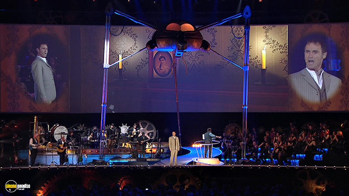 A still #15 from Jeff Wayne's the War of the Worlds: The New Generation: Alive from the O2 (2013)
