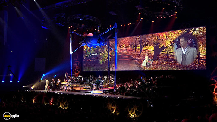 A still #13 from Jeff Wayne's the War of the Worlds: The New Generation: Alive from the O2 (2013)