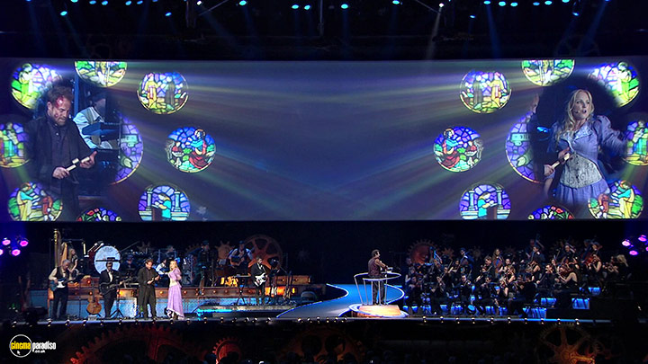 A still #9 from Jeff Wayne's the War of the Worlds: The New Generation: Alive from the O2 (2013)