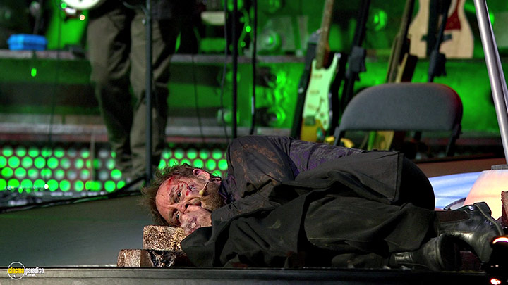 A still #8 from Jeff Wayne's the War of the Worlds: The New Generation: Alive from the O2 (2013)
