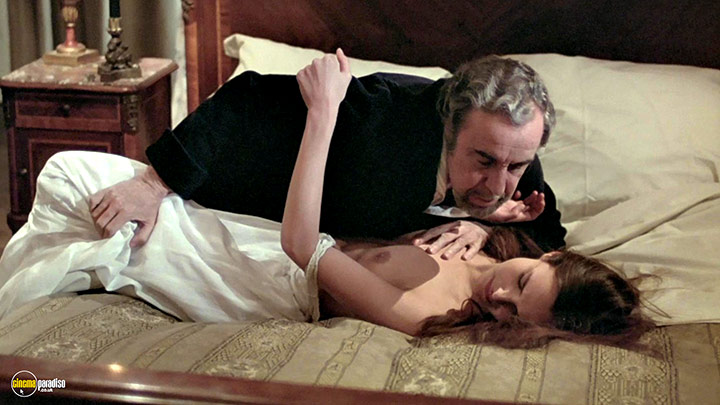 A still #19 from That Obscure Object of Desire (1977)