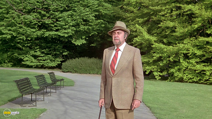 A still #15 from That Obscure Object of Desire (1977)