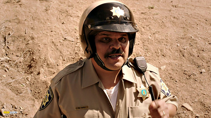 A still #16 from We're the Millers (2013) With Luis Guzmán