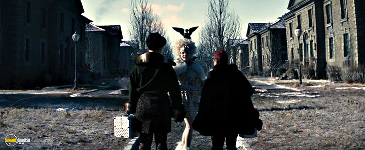 A still #15 from The Hunger Games: Catching Fire (2013) With Elizabeth Banks