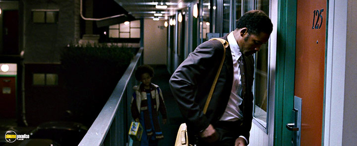 A still #9 from The Pursuit of Happyness (2006) With Will Smith And Jaden Smith