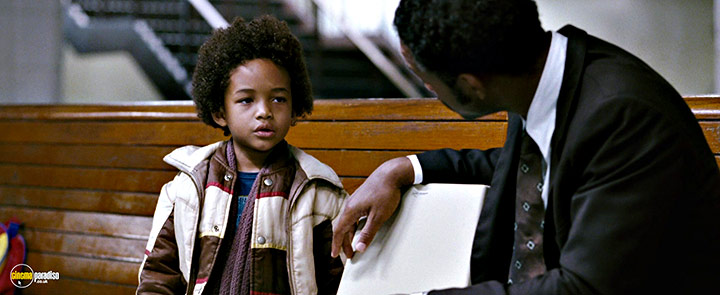 A still #8 from The Pursuit of Happyness (2006) With Will Smith And Jaden Smith