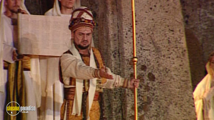 A still #3 from Giuseppe Verdi: Nabucco (2000)