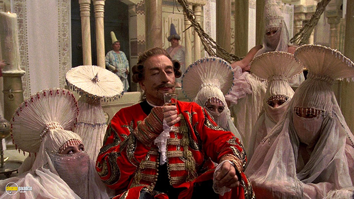 A still #20 from The Adventures of Baron Munchausen (1988)