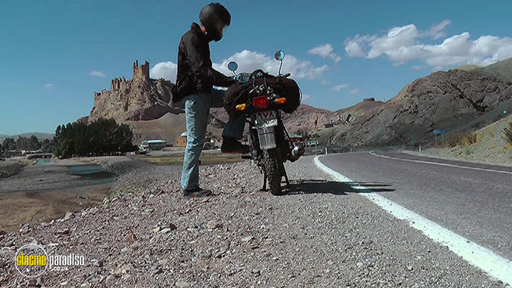 A still #3 from Point and Shoot (2014)