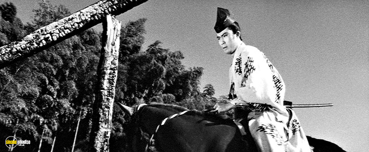 A still #11 from Kuroneko (1968)