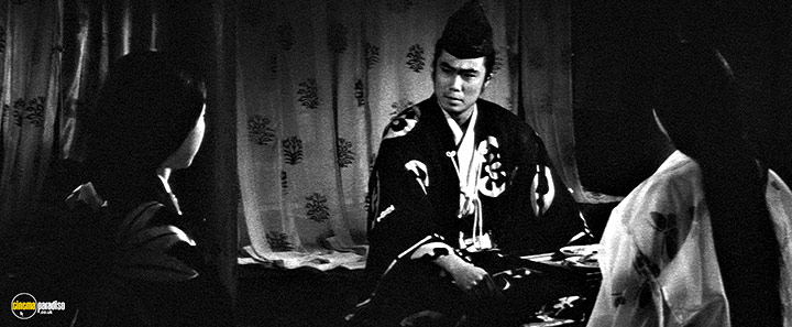 A still #8 from Kuroneko (1968)