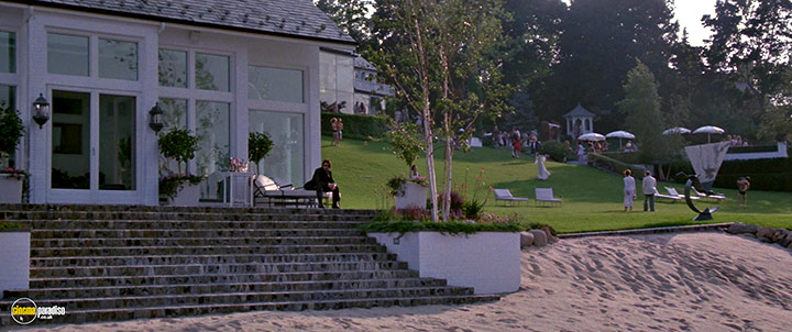 A still #15 from Carlito's Way (1993)