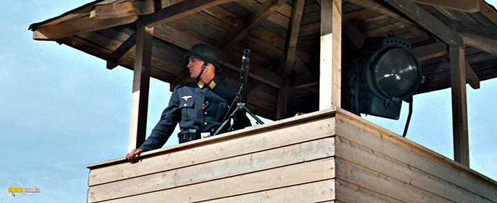 A still #11 from The Great Escape (1963)