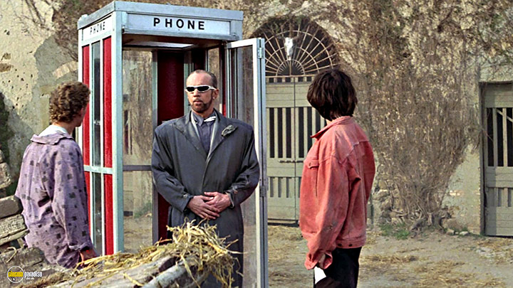 A still #4 from Bill and Ted's Excellent Adventure (1989)