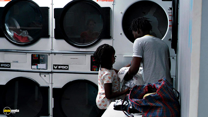 A still #3 from Two Days, One Night (2014)
