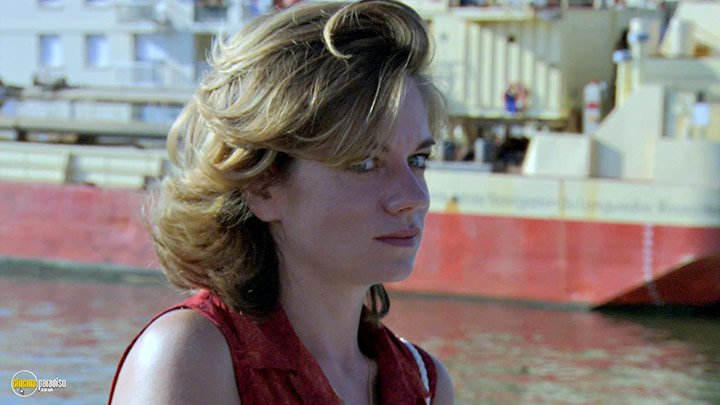 A still #17 from Couscous (2007)