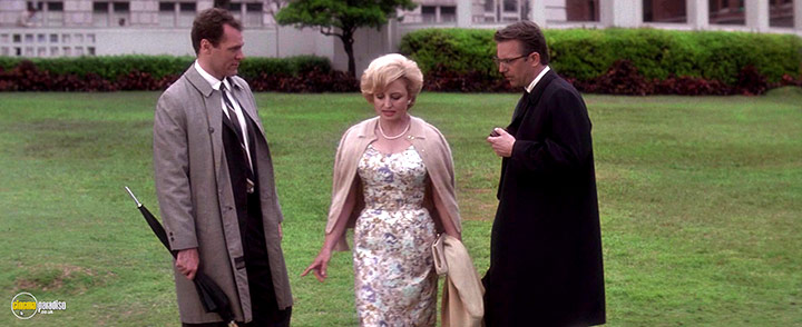 A still #17 from JFK (1991)
