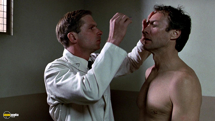 A still #1 from Escape from Alcatraz (1979)
