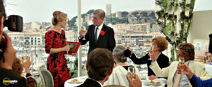 A still #7 from The Jewel of the Nile (1985)