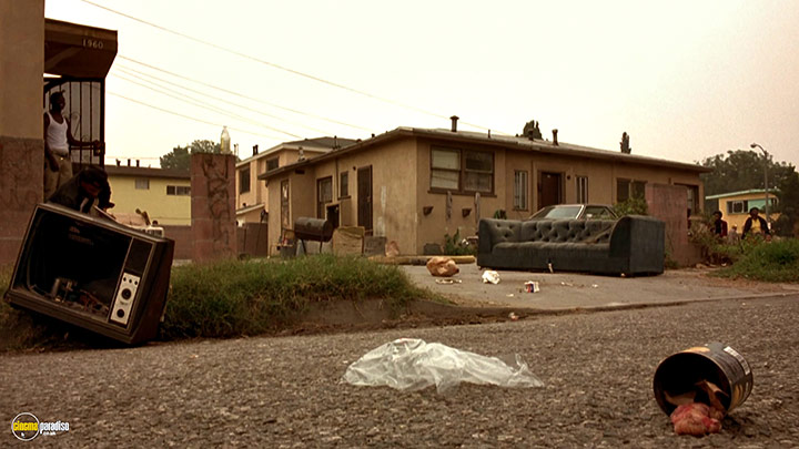 A still #11 from Menace II Society (1993)