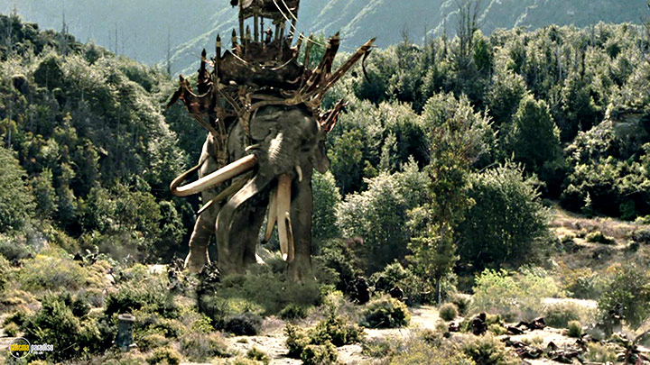 A still #8 from The Lord of the Rings: The Two Towers (2002)