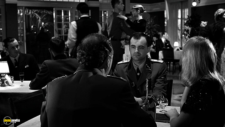 A still #3 from Schindler's List (1993)