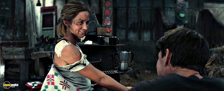 A still #15 from Edge of Tomorrow (2014) With Emily Blunt