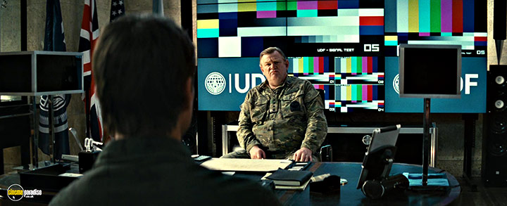 A still #16 from Edge of Tomorrow (2014) With Brendan Gleeson