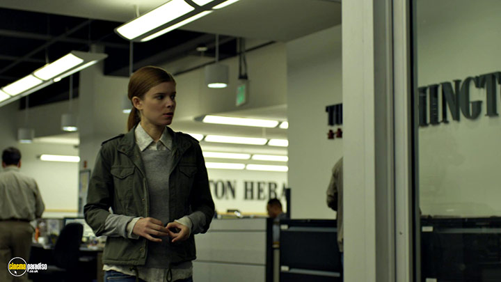 A still #9 from House of Cards: Series 1 (2013) With Kristen Connolly