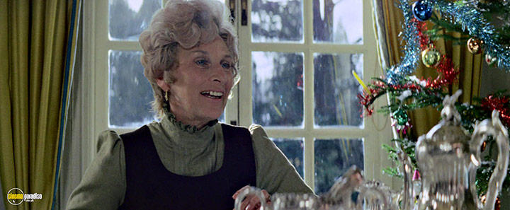 A still #2 from Gold (1974)