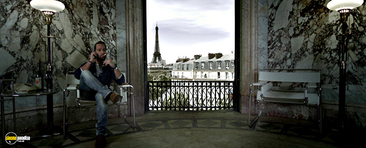 A still #7 from The Art of the Steal (2013)