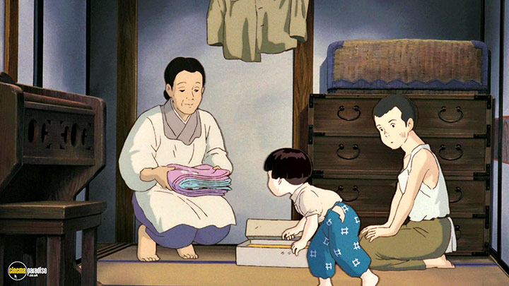 A still #12 from Grave of the Fireflies (1988)