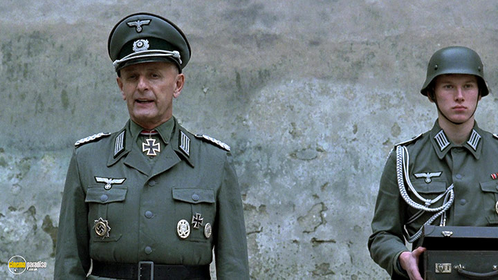 A still #20 from Stalingrad (1993)