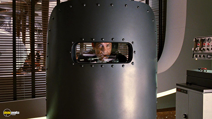 A still #16 from Men in Black 3 (2012)