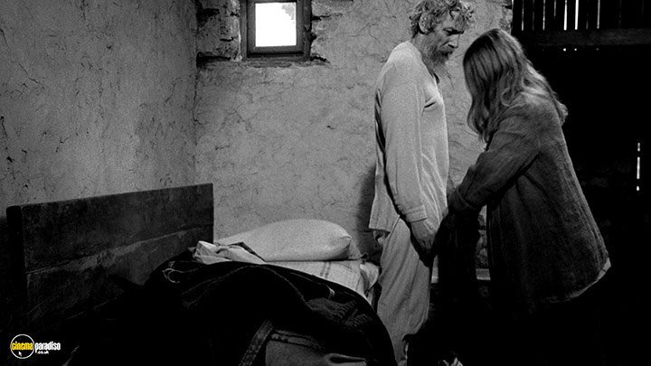 A still #9 from The Turin Horse (2011) With János Derzsi