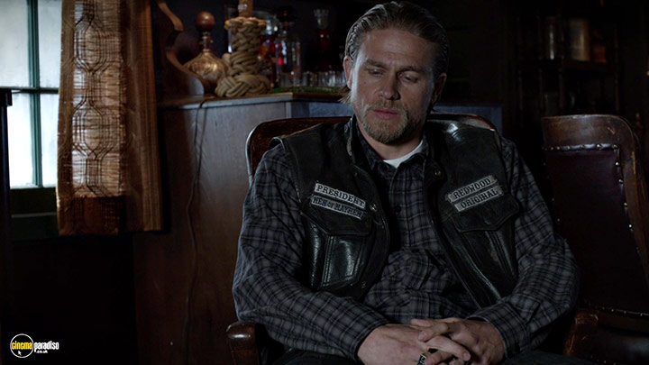 A still #17 from Sons of Anarchy: Series 7 (2014)