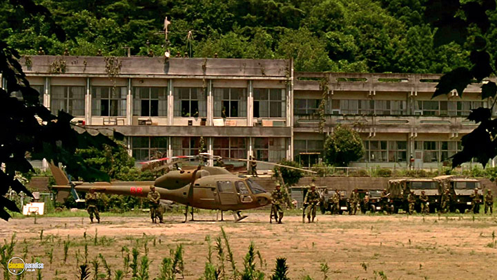 A still #8 from Battle Royale (2000)