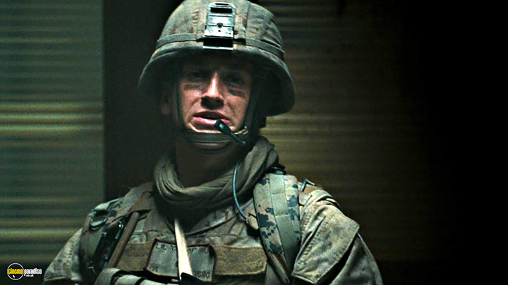 A still #7 from Battle: Los Angeles (2011)