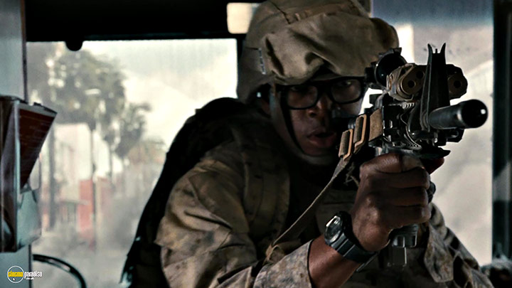 A still #6 from Battle: Los Angeles (2011)