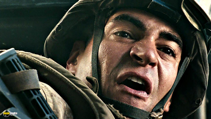 A still #4 from Battle: Los Angeles (2011)
