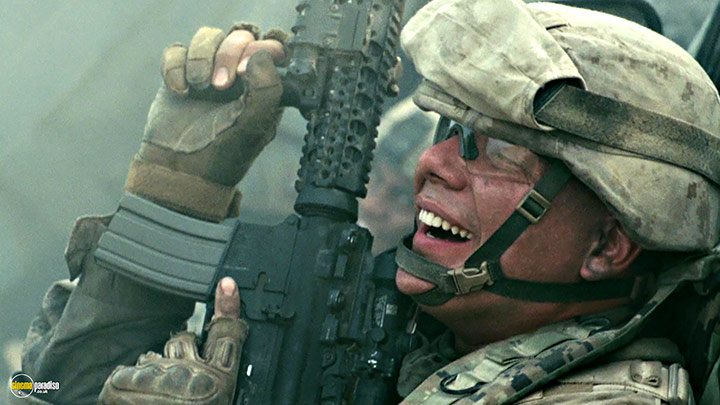 A still #3 from Battle: Los Angeles (2011)