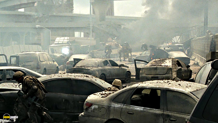 A still #2 from Battle: Los Angeles (2011)
